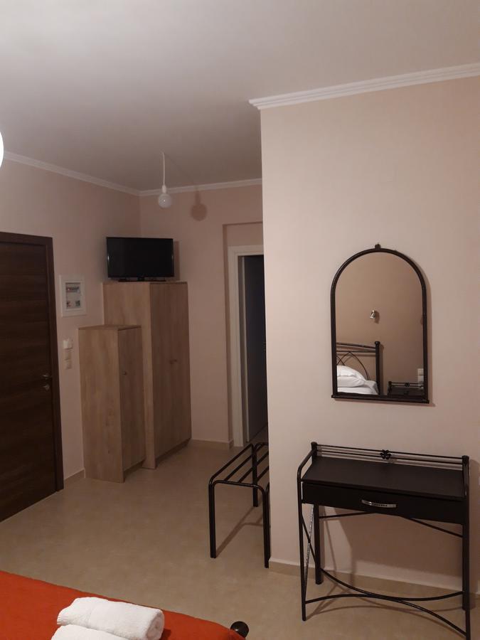 Valedina Rooms Nikiana Buitenkant foto